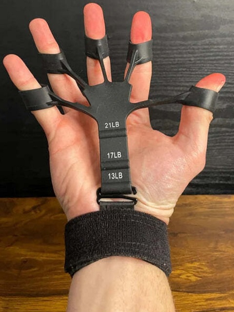 2f741523193abbfd6ad73d5199a7b3da5d34a448_16911728821 کشش تقویت مچ دست